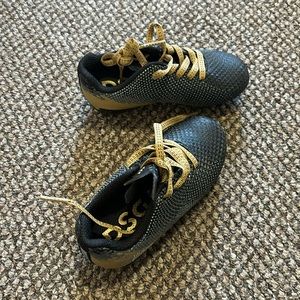 Kids soccer cleats